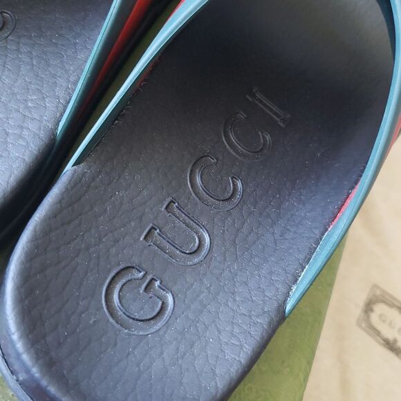 NEW Gucci Green Red Womens Chic Old Money Edgy Feminine Slide Sandals Size 38 - Picture 9 of 10